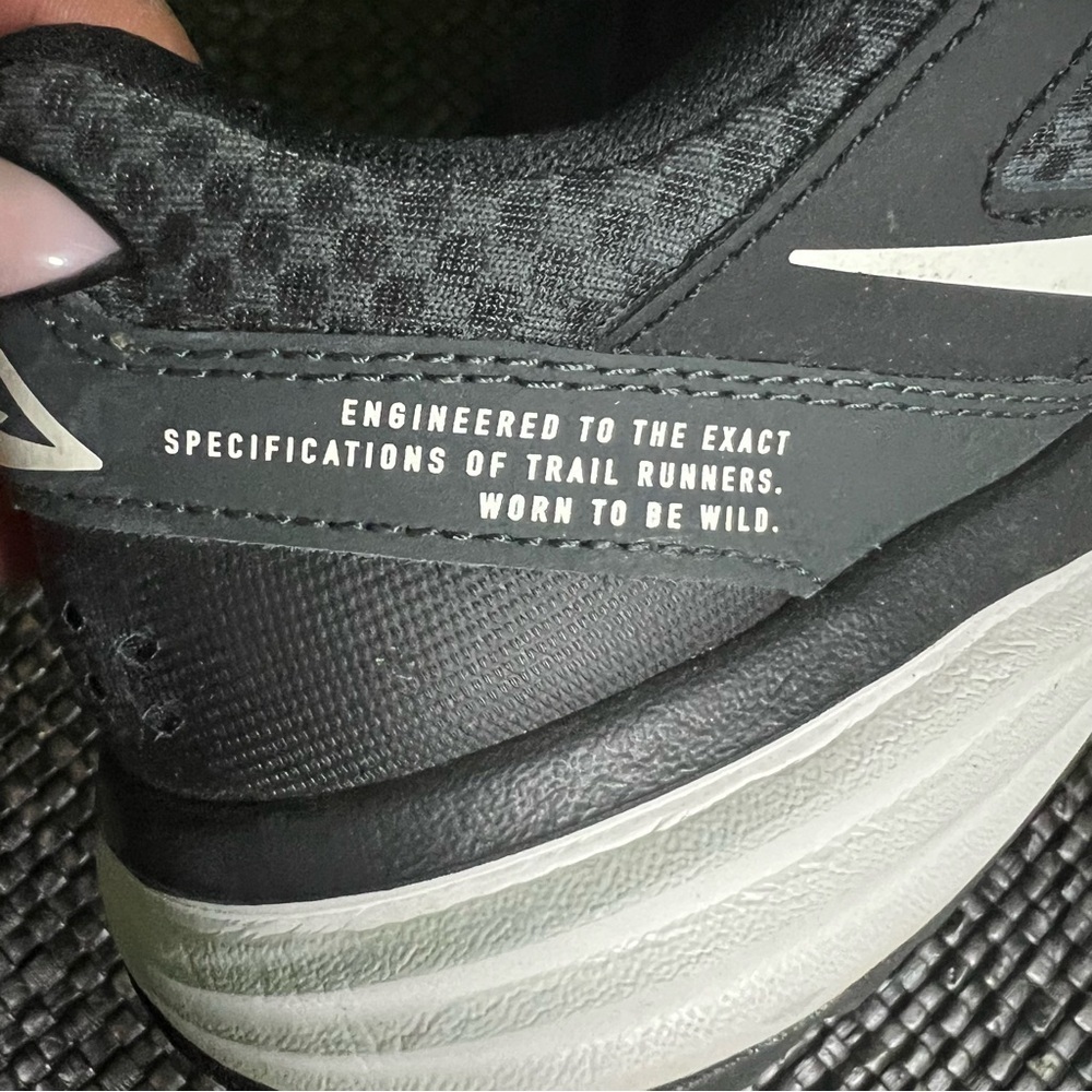 NIKE | Juniper Trail Sneakers - Picture 6 of 14